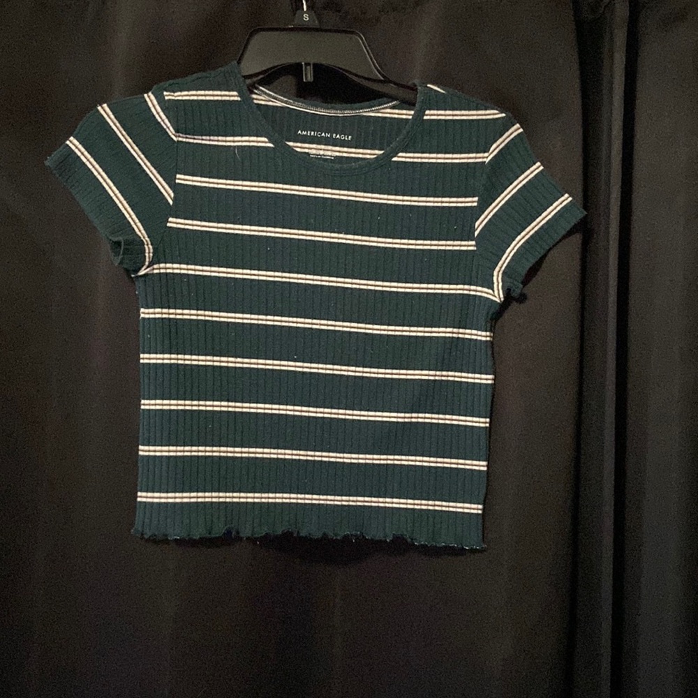 American Eagle baby tee